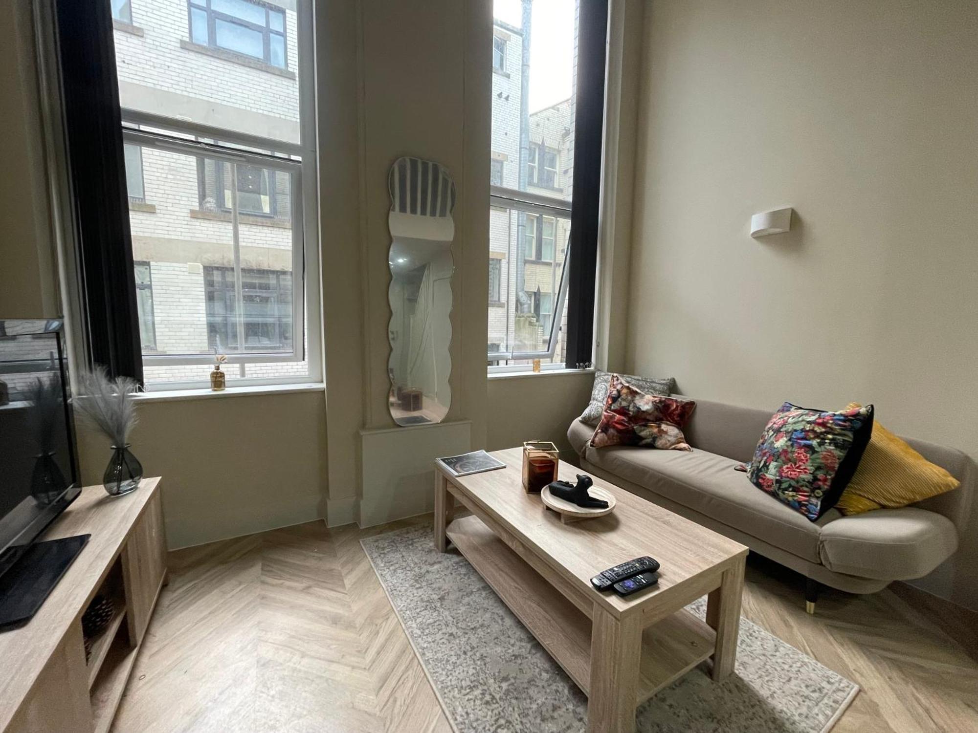 Luxury Mezzanine Apartment In Central Leeds Central Station Esterno foto