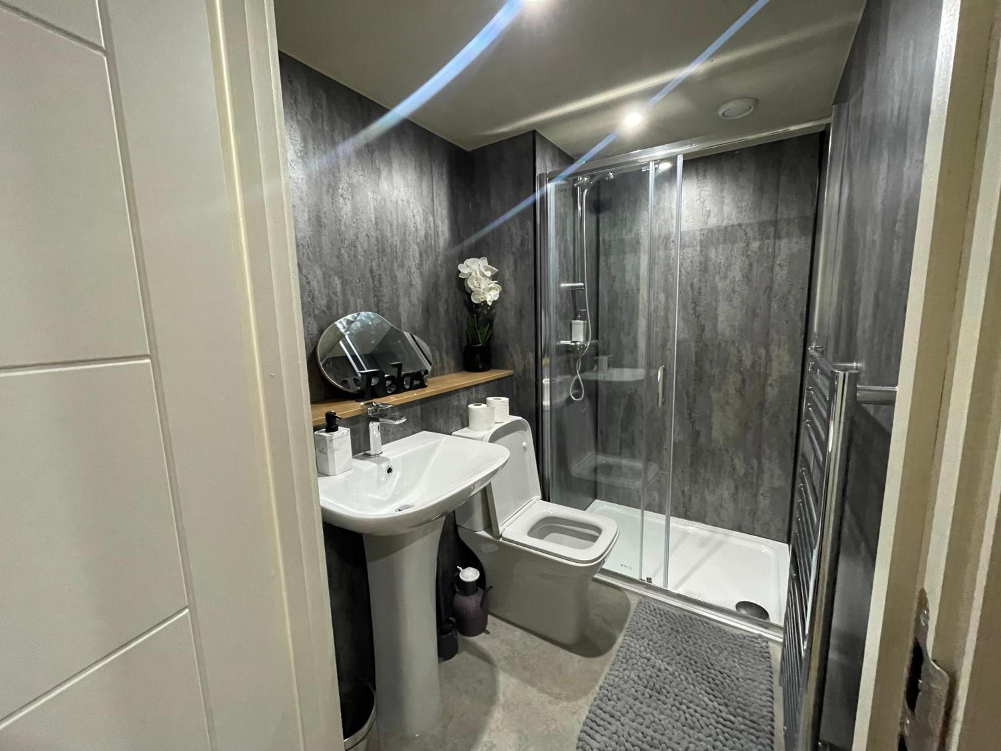 Luxury Mezzanine Apartment In Central Leeds Central Station Esterno foto